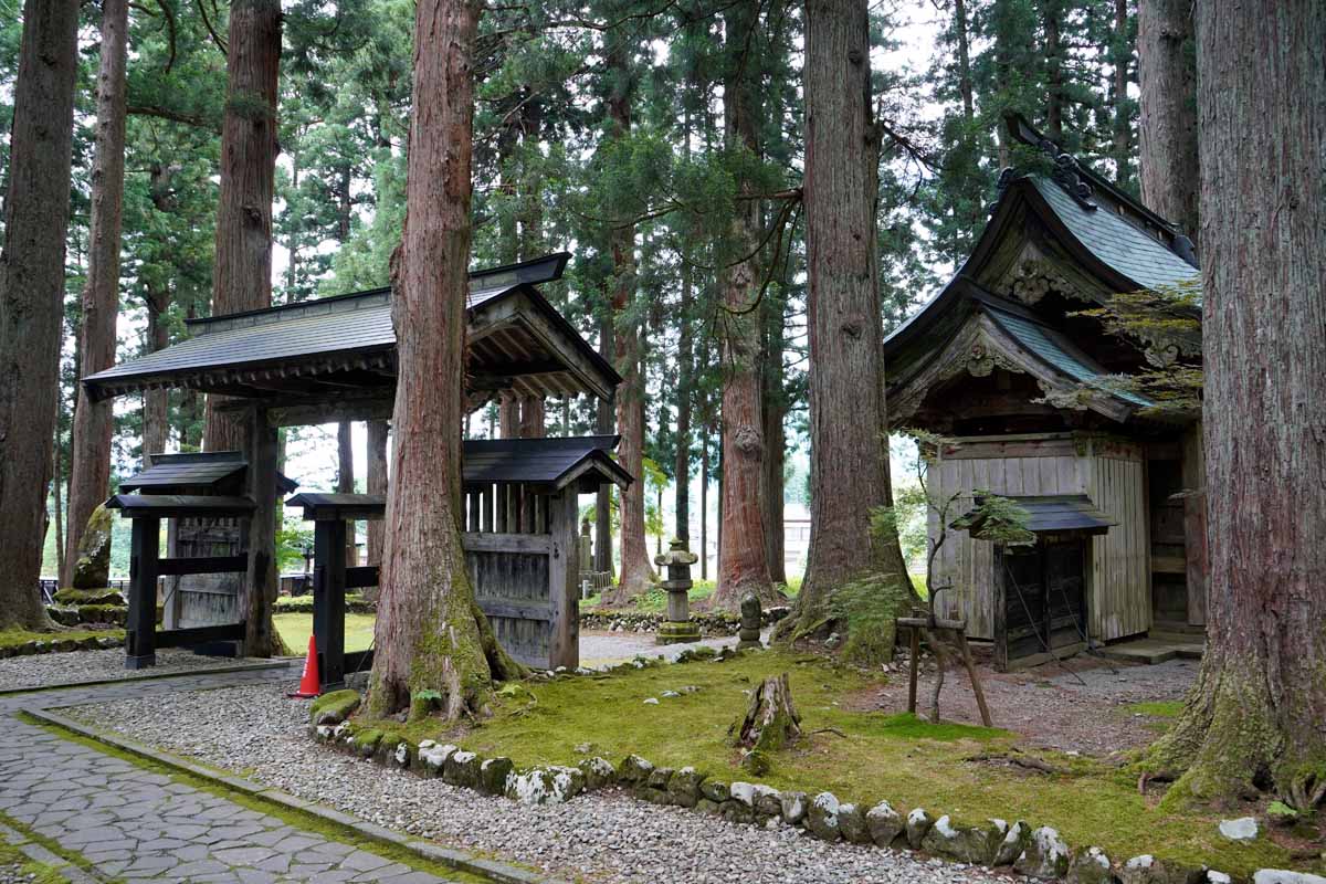 雲洞庵