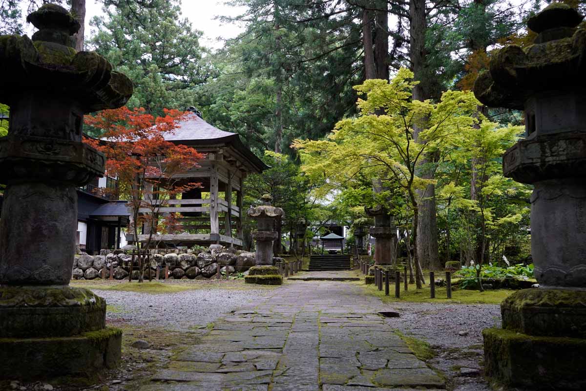 雲洞庵