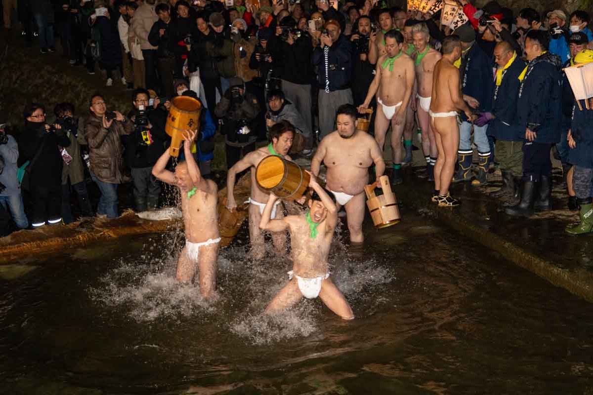 黒石寺蘇民祭